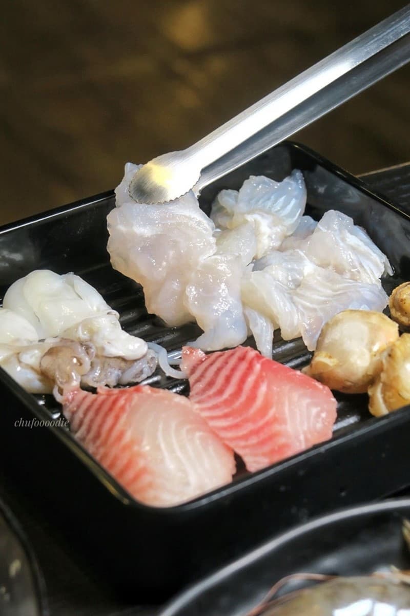 499元起酸菜魚吃到飽！全台唯一「港式火鍋吃到飽」在這，爽喝絲襪奶、凍檸茶