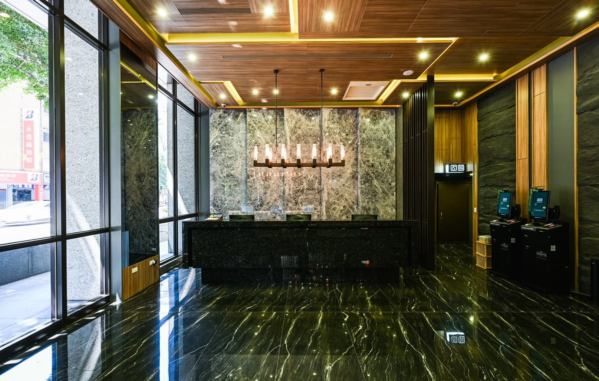 窗外就是樹海!台北最新「綠建築飯店」開幕,早餐爽嗑海鮮鹹粥、歐姆蛋套餐 窗外就是樹海!台北最新「綠建築飯店」開幕,早餐爽嗑海鮮鹹粥、歐姆蛋套餐