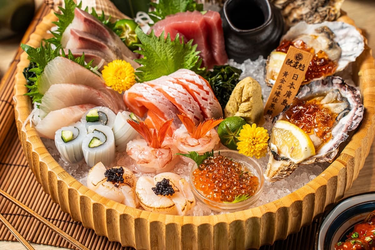 「399元生蠔吃到飽」快閃！高CP值「4.9星日料」免費送炙燒干貝、鮭魚卵壽司