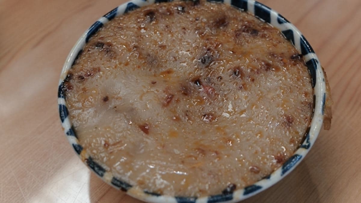 喜歡吃辣的朋友可以點「川辣碗粿」。（圖片來源：妞妞幸福花園）