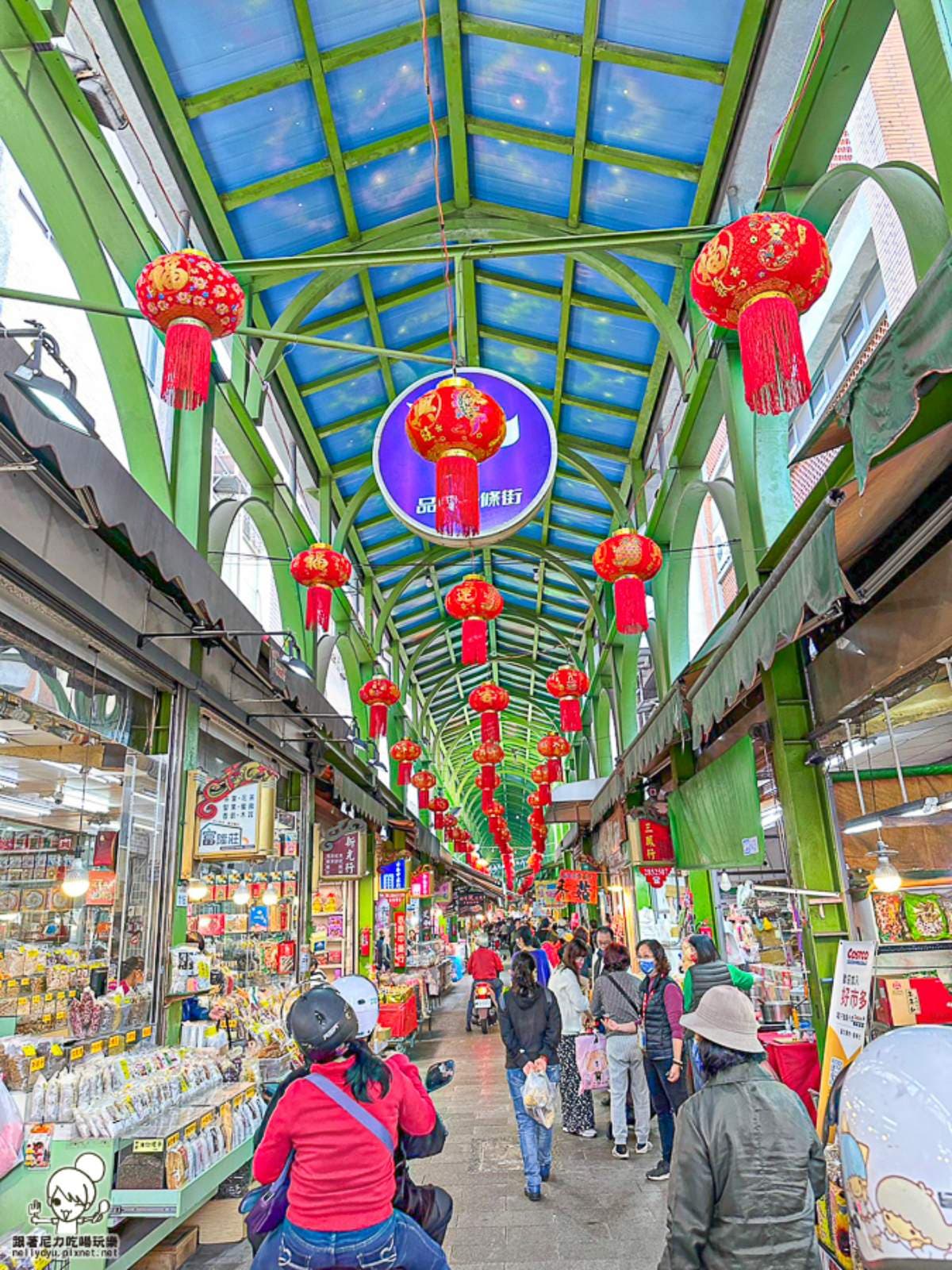 高雄六合觀光夜市攻略：Top12六合夜市美食、必逛景點、伴手禮推薦