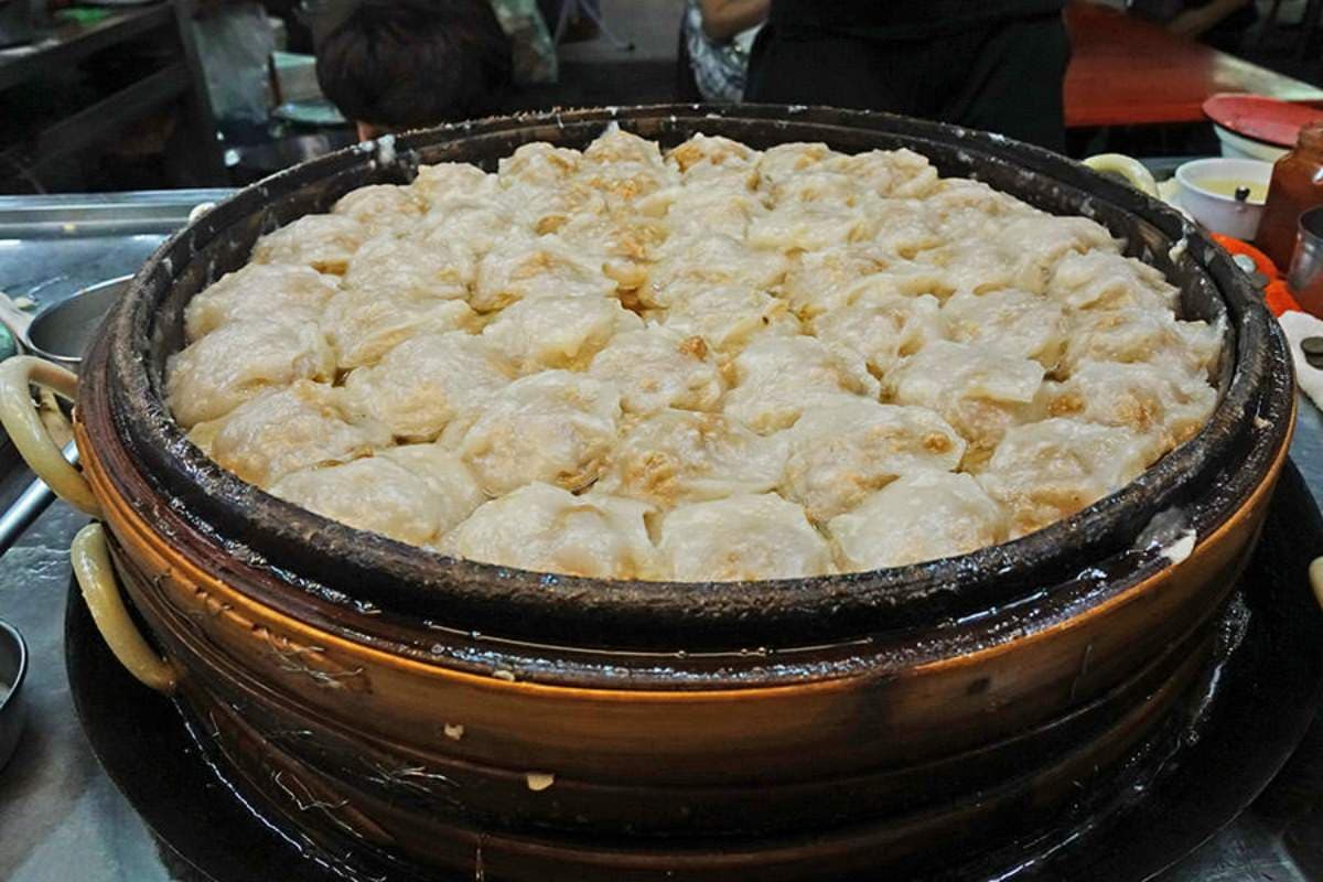 高雄六合觀光夜市攻略：Top12六合夜市美食、必逛景點、伴手禮推薦