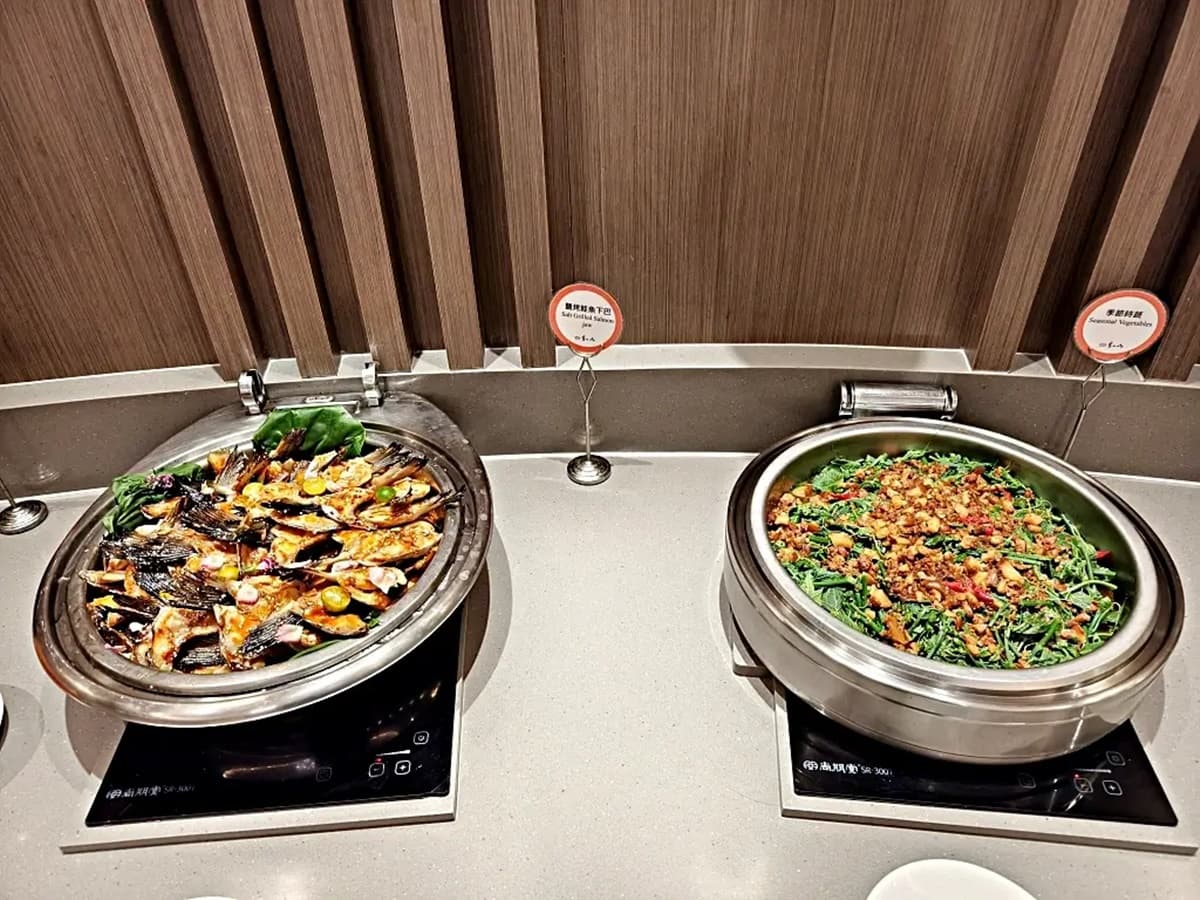 桃園隱藏版吃到飽!爽嗑「現煎干貝、海膽」千元有找,還有啤酒暢飲配牛排 桃園隱藏版吃到飽!爽嗑「現煎干貝、海膽」千元有找,還有啤酒暢飲配牛排