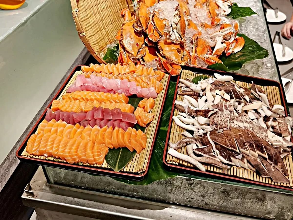 桃園隱藏版吃到飽!爽嗑「現煎干貝、海膽」千元有找,還有啤酒暢飲配牛排 桃園隱藏版吃到飽!爽嗑「現煎干貝、海膽」千元有找,還有啤酒暢飲配牛排