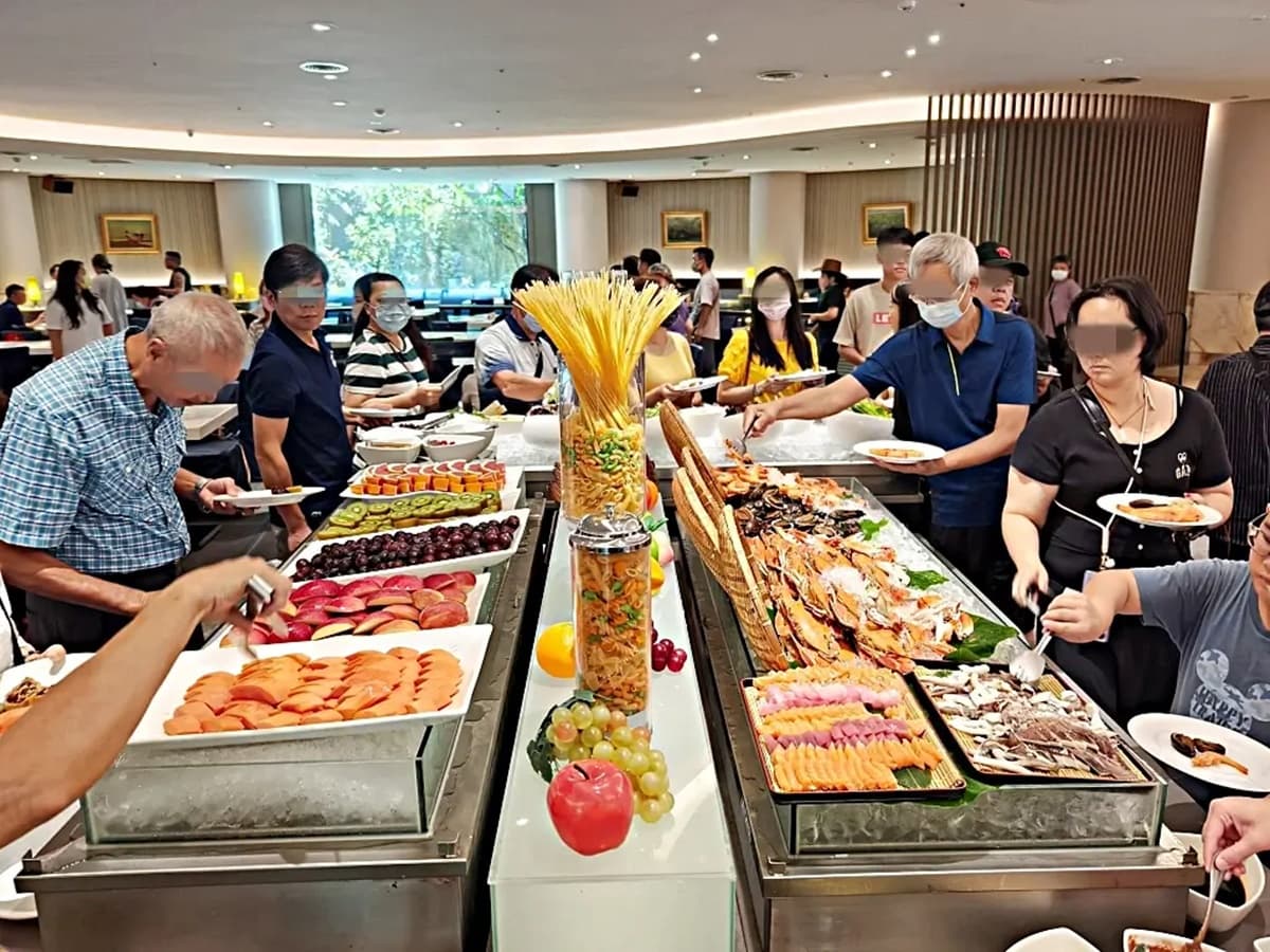 桃園隱藏版吃到飽!爽嗑「現煎干貝、海膽」千元有找,還有啤酒暢飲配牛排 桃園隱藏版吃到飽!爽嗑「現煎干貝、海膽」千元有找,還有啤酒暢飲配牛排