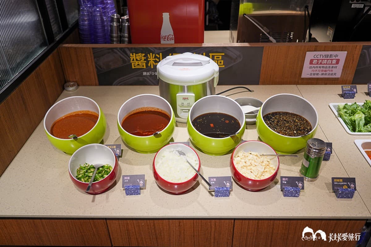 台北車站竟藏「燒肉吃到飽」！479元起韓式料理無限吃，必嘗道地醬烤豬五花