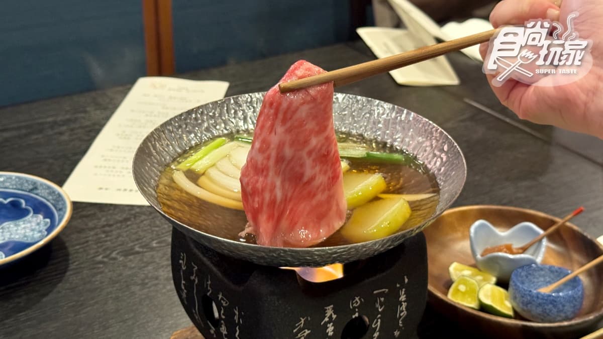 還能吃到入口即化的「金箔松阪牛」。