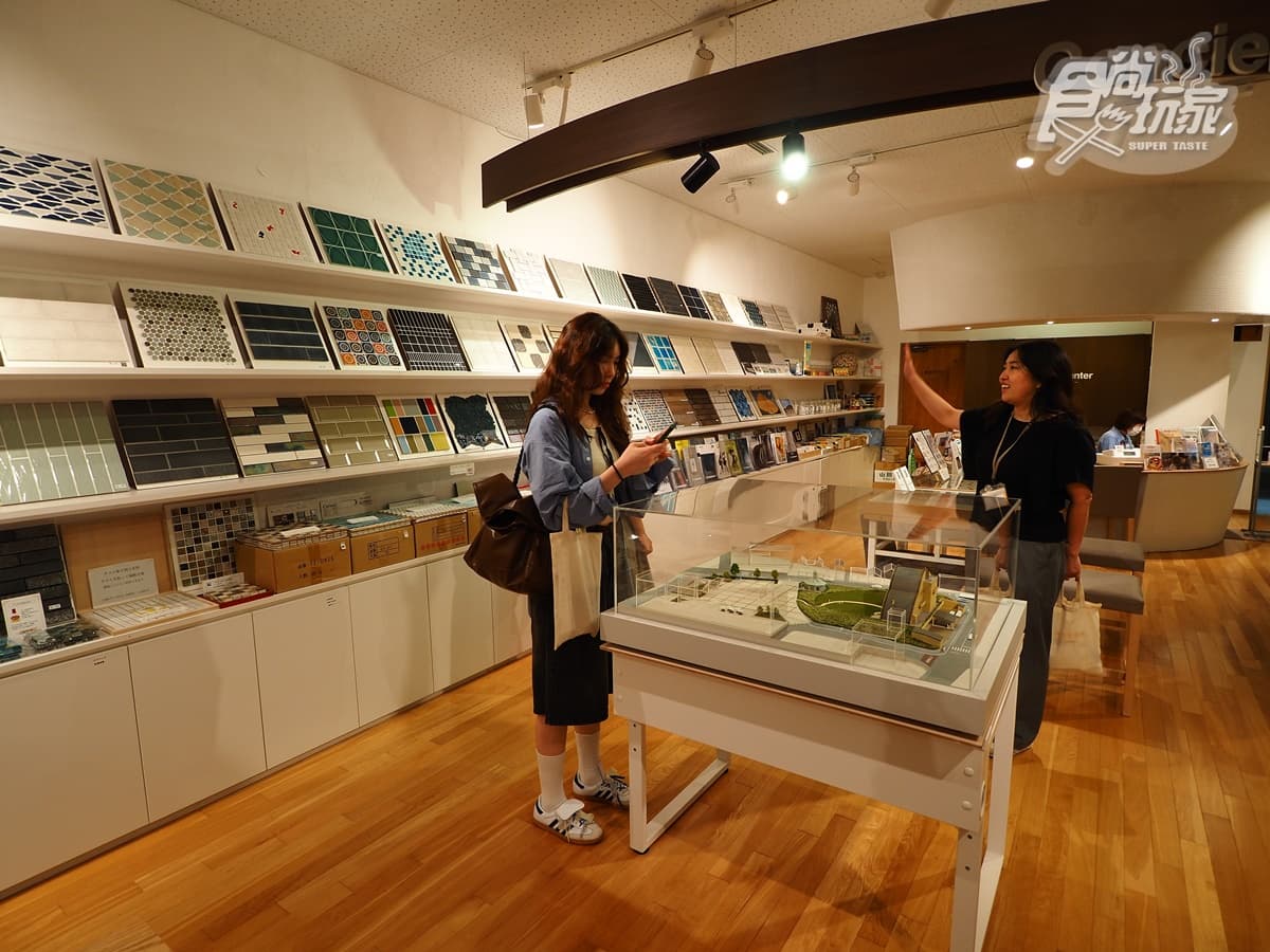 撞臉蠟筆小新的「磁磚博物館」!花磚控瘋狂尖叫,還有DIY可以帶回家 撞臉蠟筆小新的「磁磚博物館」!花磚控瘋狂尖叫,還有DIY可以帶回家