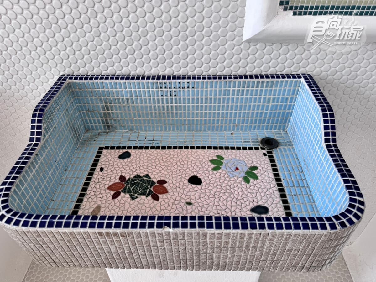 撞臉蠟筆小新的「磁磚博物館」!花磚控瘋狂尖叫,還有DIY可以帶回家 撞臉蠟筆小新的「磁磚博物館」!花磚控瘋狂尖叫,還有DIY可以帶回家