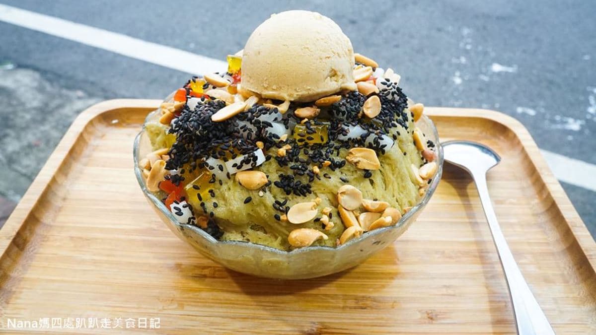 「擂茶香雪」有豐富配料。（圖片來源：NANA媽四處趴趴走美食日記）