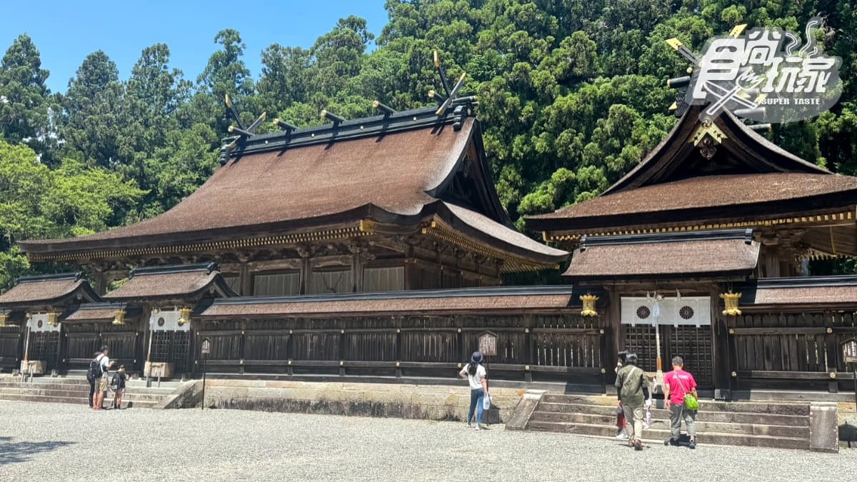 「熊野本宮大社」是日本3000多座熊野神社的總本社。