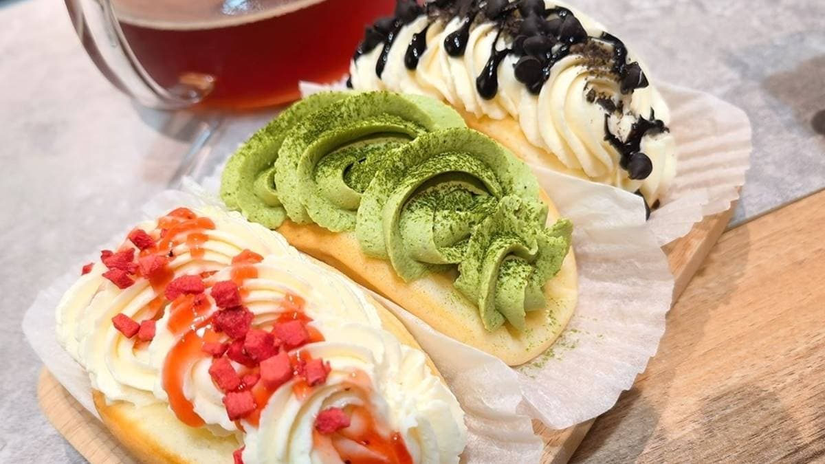 「鬆餅卷卷」有草莓、焦糖、巧克力、抹茶、黑糖、可可口味任你選。（圖片來源：海霸威食遊影記）