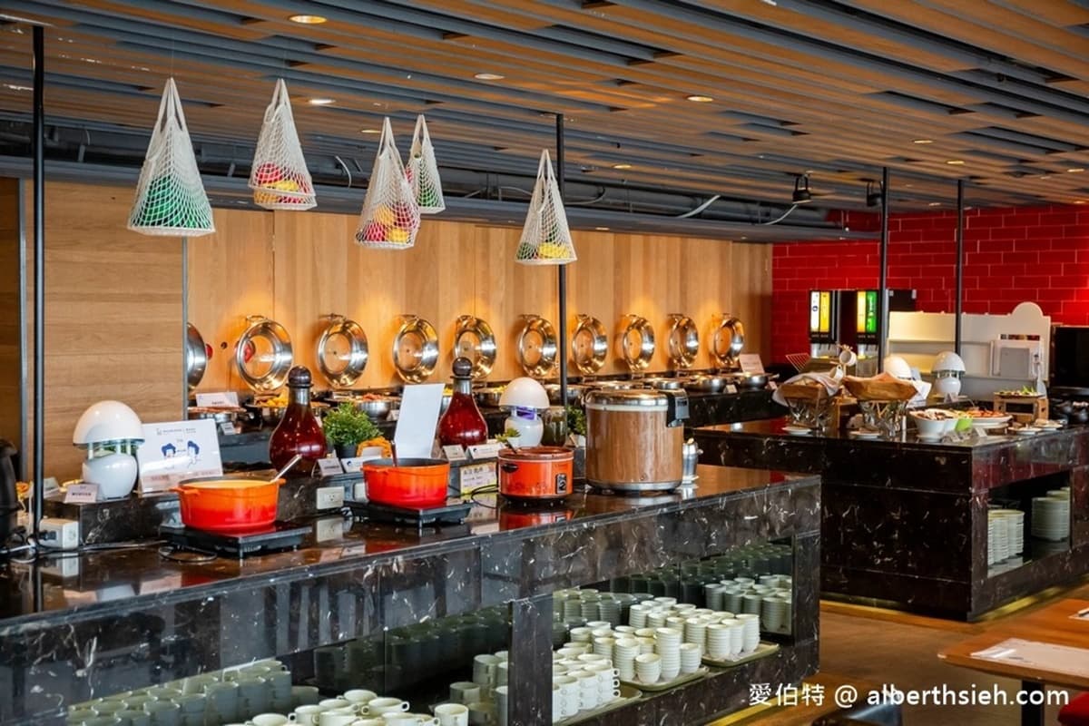 420元爽嗑海鮮吃到飽!新北萬里隱藏版「海景Buffet」,白蝦、淡菜、豬腳無限吃 420元爽嗑海鮮吃到飽!新北萬里隱藏版「海景Buffet」,白蝦、淡菜、豬腳無限吃