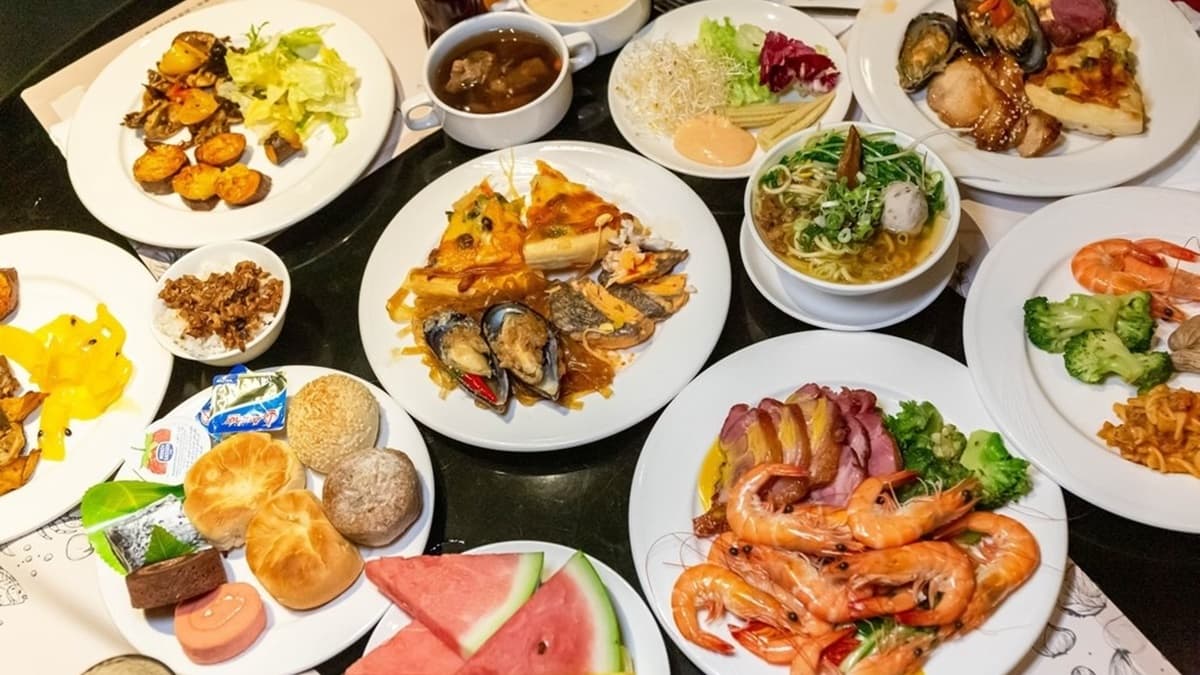 漁人廚房提供高CP值的海陸Buffet。（圖片來源：愛伯特）