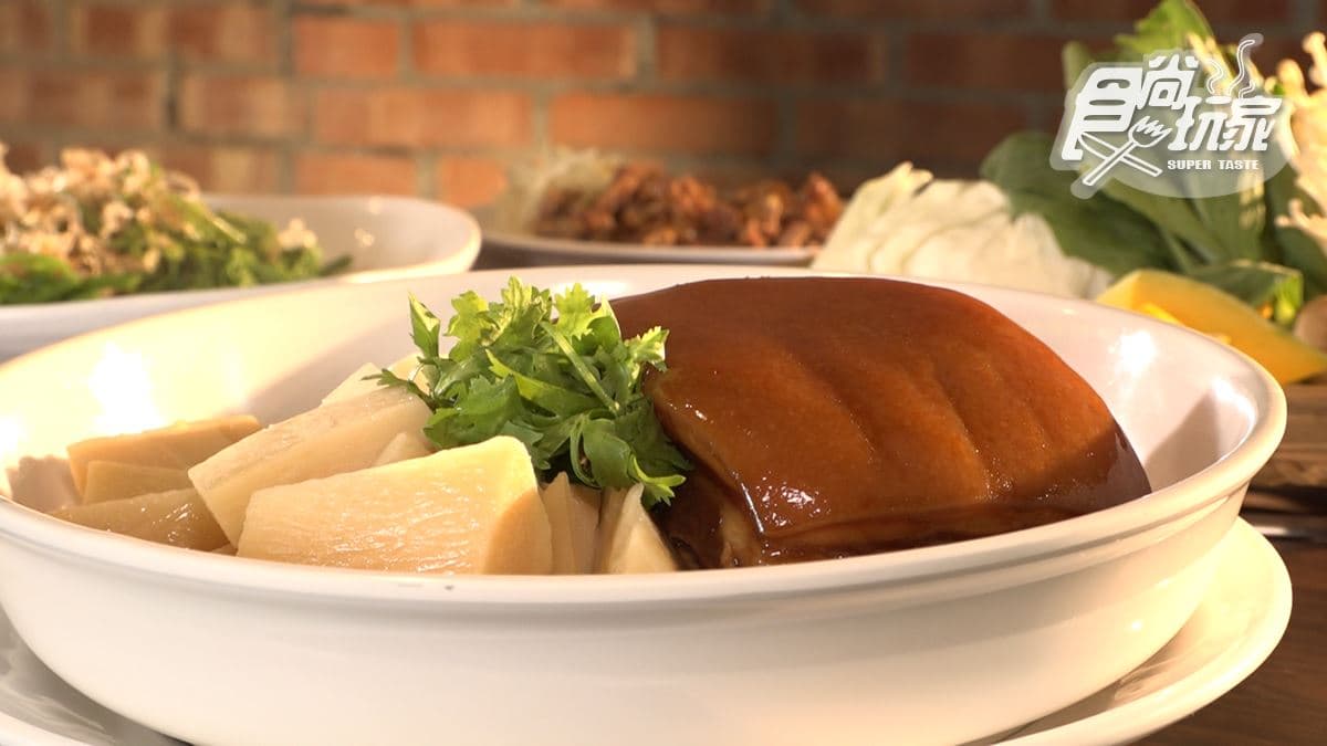 「師長家鄉四方肉」吃得到筍子，想吃要先預訂。