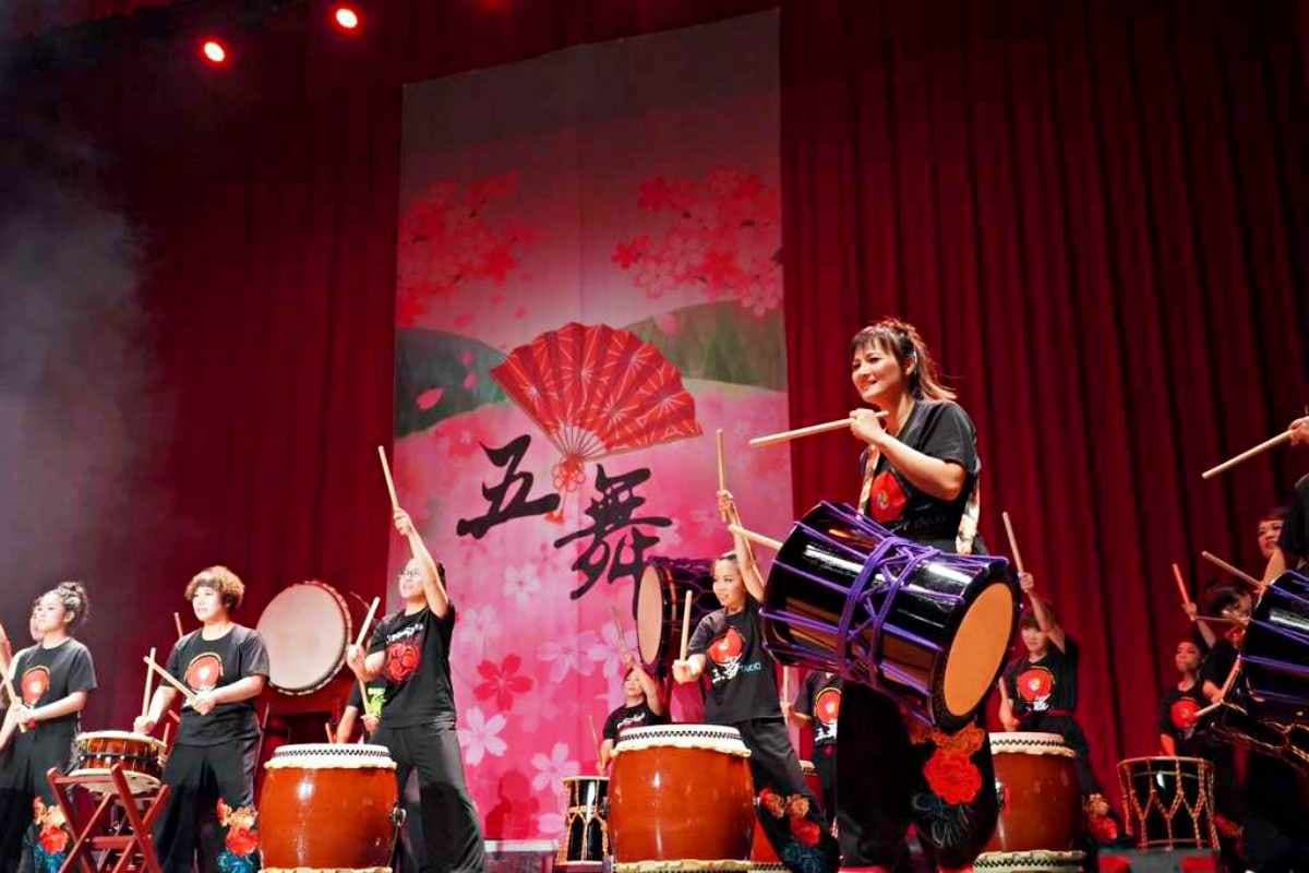 桃園慈湖最美水舞秀「這５天」開演！日夜雙版本夢幻爆表，餐車市集任你逛