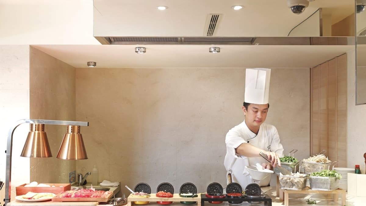 館內餐飲提供主廚現做美味料理。（圖片來源：和逸飯店）
