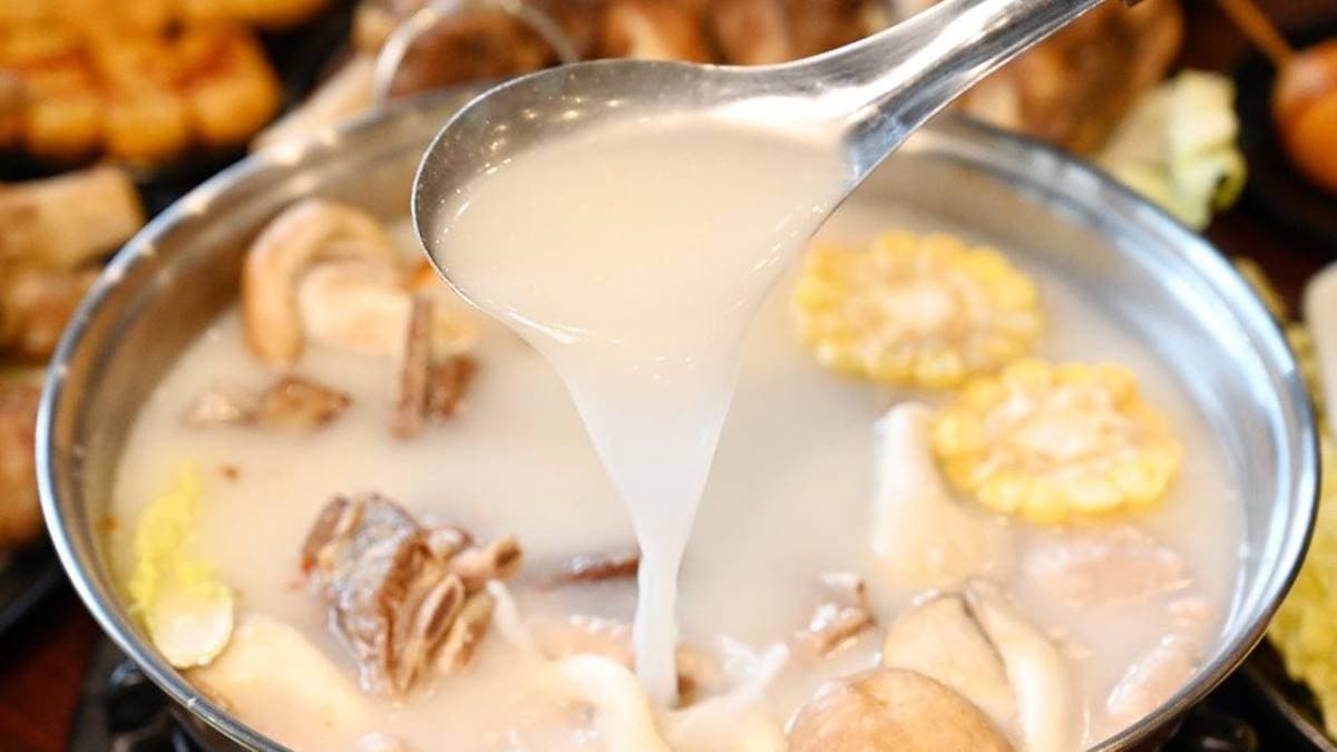 羊肉爐湯底有３種選擇：招牌藥膳、蒙古養生、雞白湯。（圖片來源：糖糖's 享食生活）