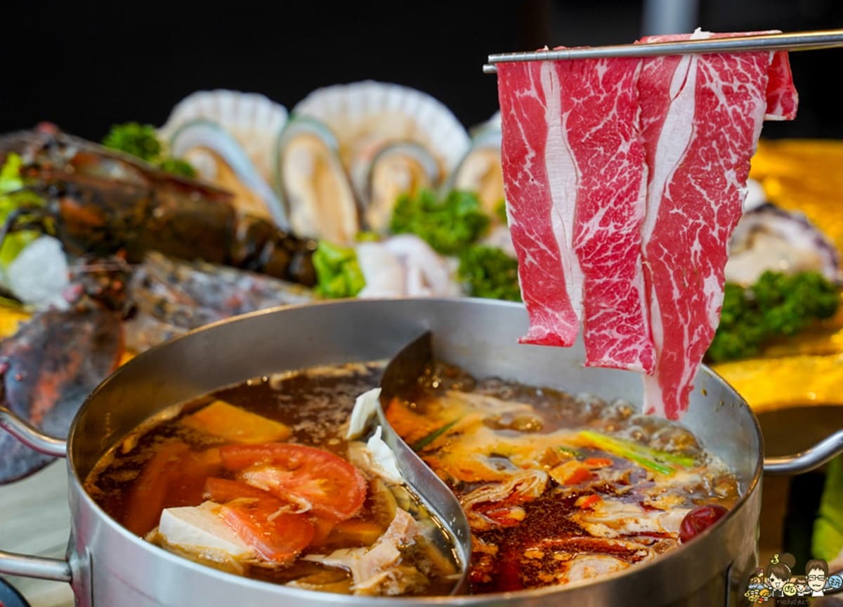 對身分證免費送「巨無霸肉盤」！398元起嗑「老字號沙茶火鍋」、自助吧吃到飽