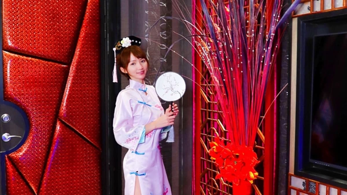 館內提供扮裝道具，讓人１秒變格格。（圖片來源：混血珊莎的奇幻旅程）