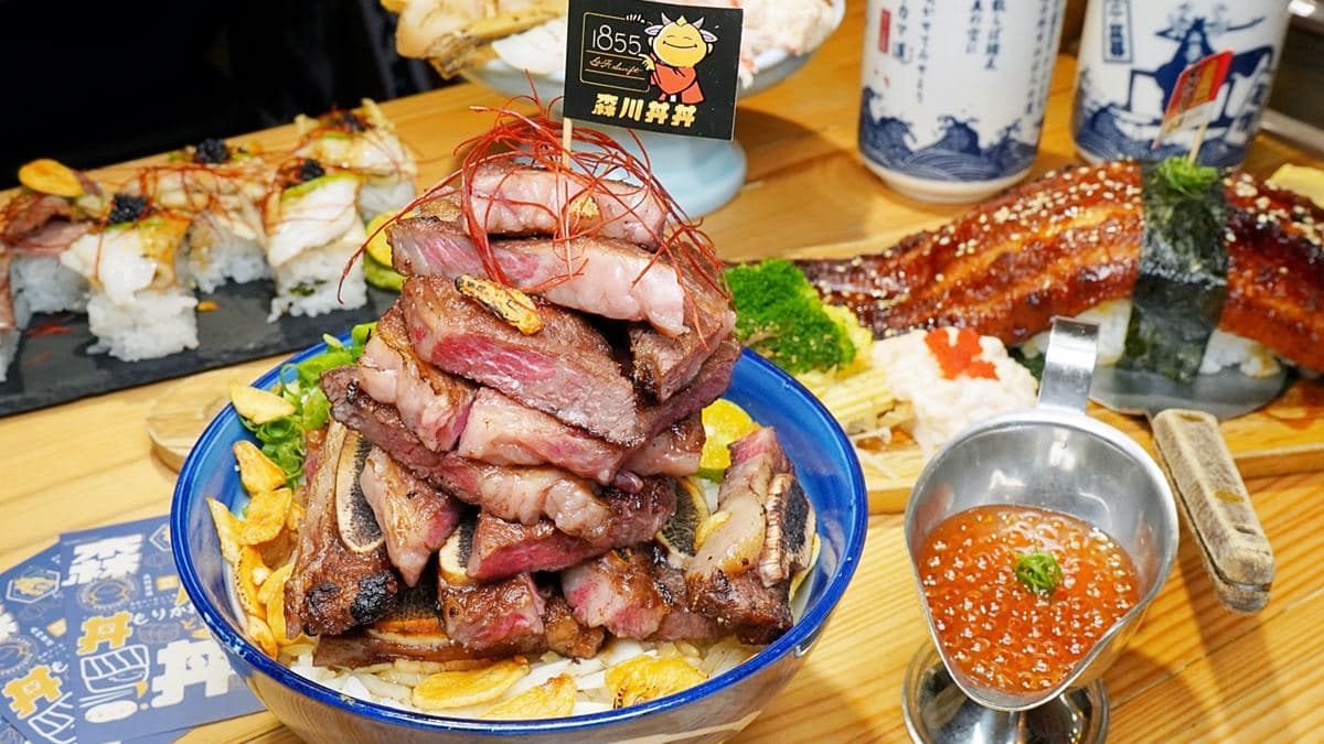 「排山倒海丼」也是肉肉控的心頭好。（圖片來源：柚香魚子醬的蹦蹦跳跳）