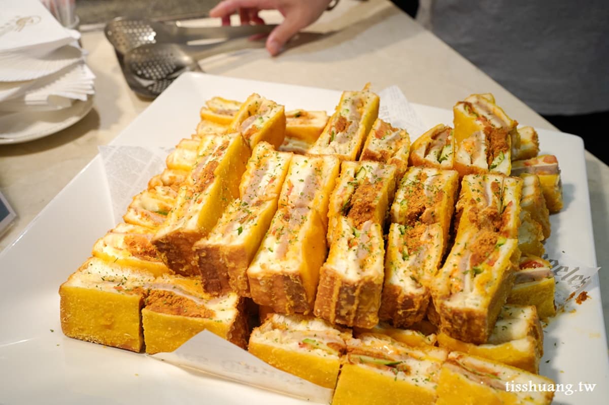 宜蘭週末限定「海景Buffet」!牛排、烤鴨、午仔魚任嗑,龍蝦三明治爽配啤酒暢飲 宜蘭週末限定「海景Buffet」!牛排、烤鴨、午仔魚任嗑,龍蝦三明治爽配啤酒暢飲