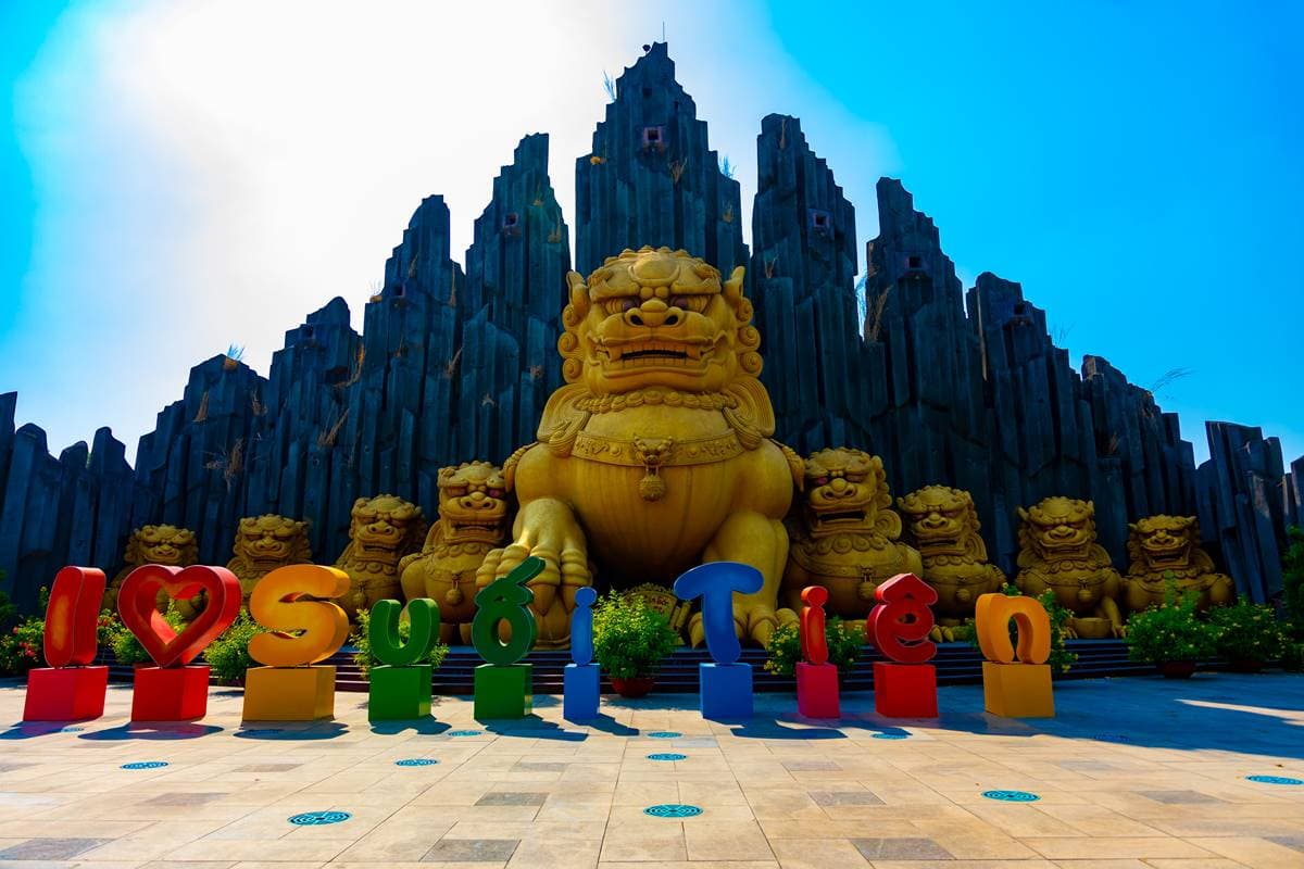 最奇葩樂園無誤!佛祖陪衝浪「真.佛系」主題樂園,廣播聽佛經、還能釣鱷魚 最奇葩樂園無誤!佛祖陪衝浪「真.佛系」主題樂園,廣播聽佛經、還能釣鱷魚