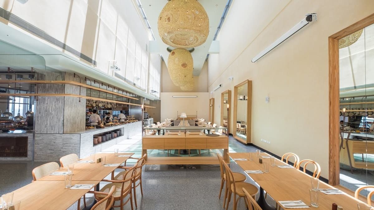 自助餐廳能嘗到中西式料理百匯。（圖片來源：松山意舍酒店）