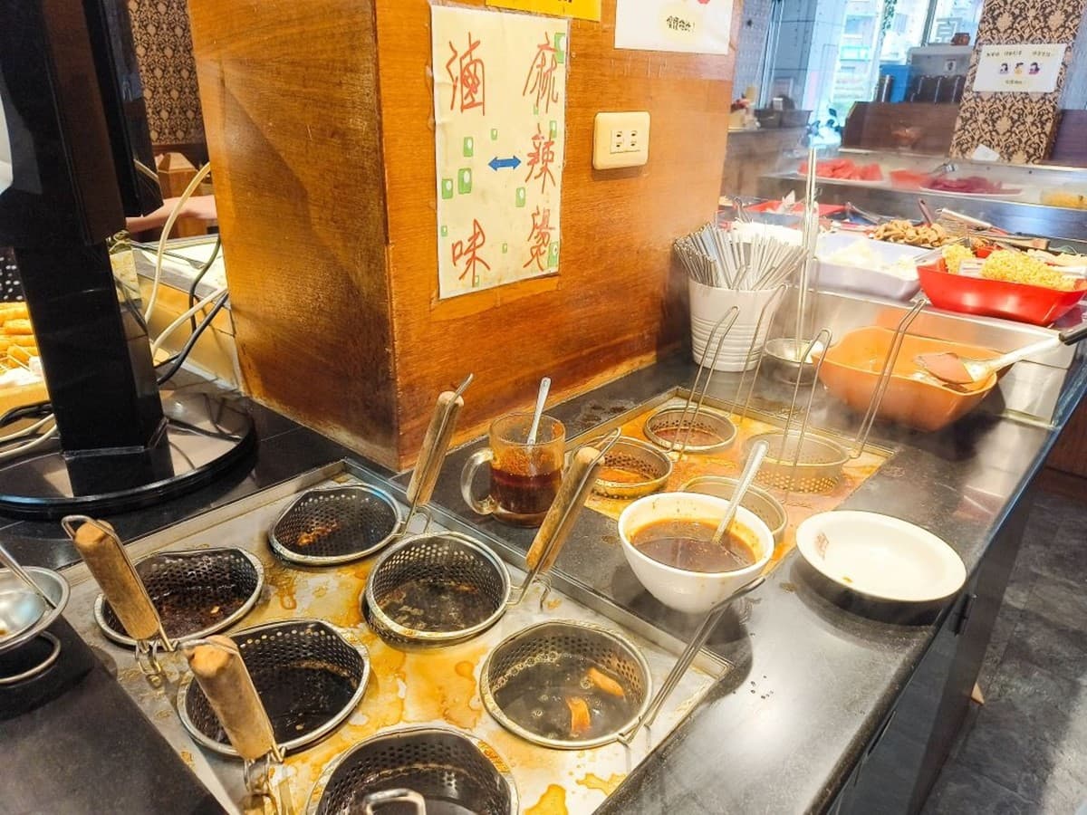 340元起「自助吧」吃到飽!新北超低調平價牛排,熱炒熟食、蒸炸點心無限吃 340元起「自助吧」吃到飽!新北超低調平價牛排,熱炒熟食、蒸炸點心無限吃