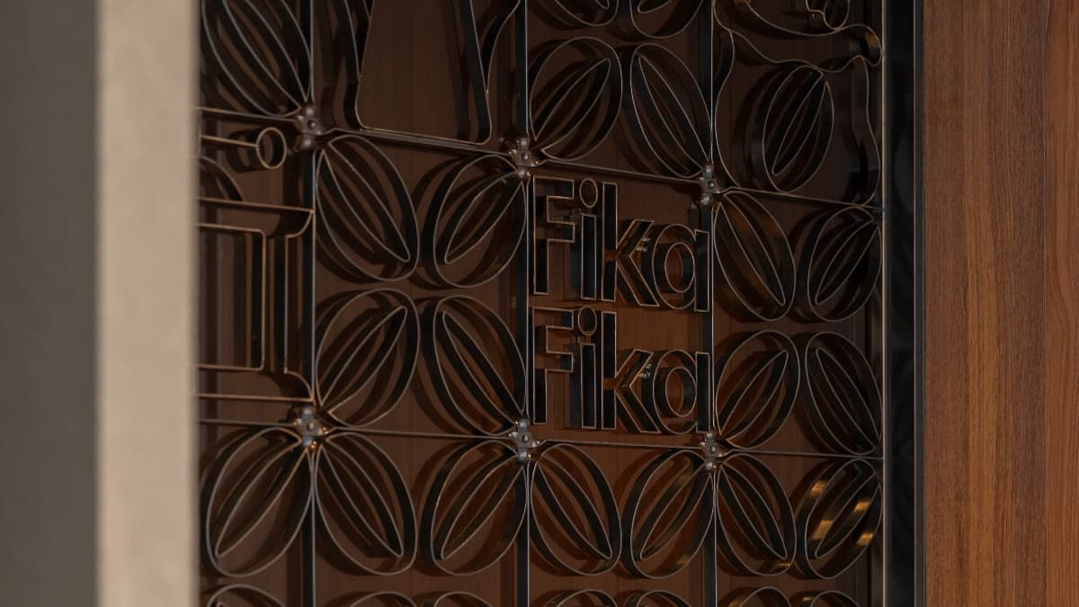 台灣工匠打造的咖啡圖騰窗花。（圖片來源：Fika Fika）