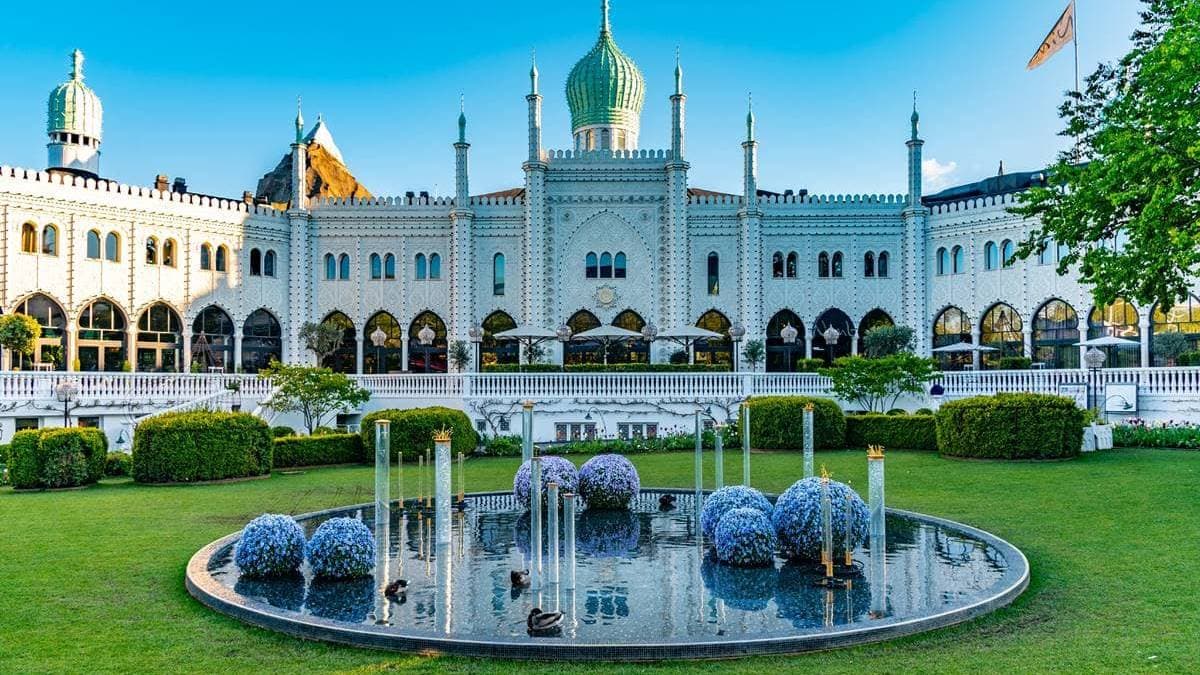 園內充滿許多異國風格建築。（圖片來源：Shutterstock）