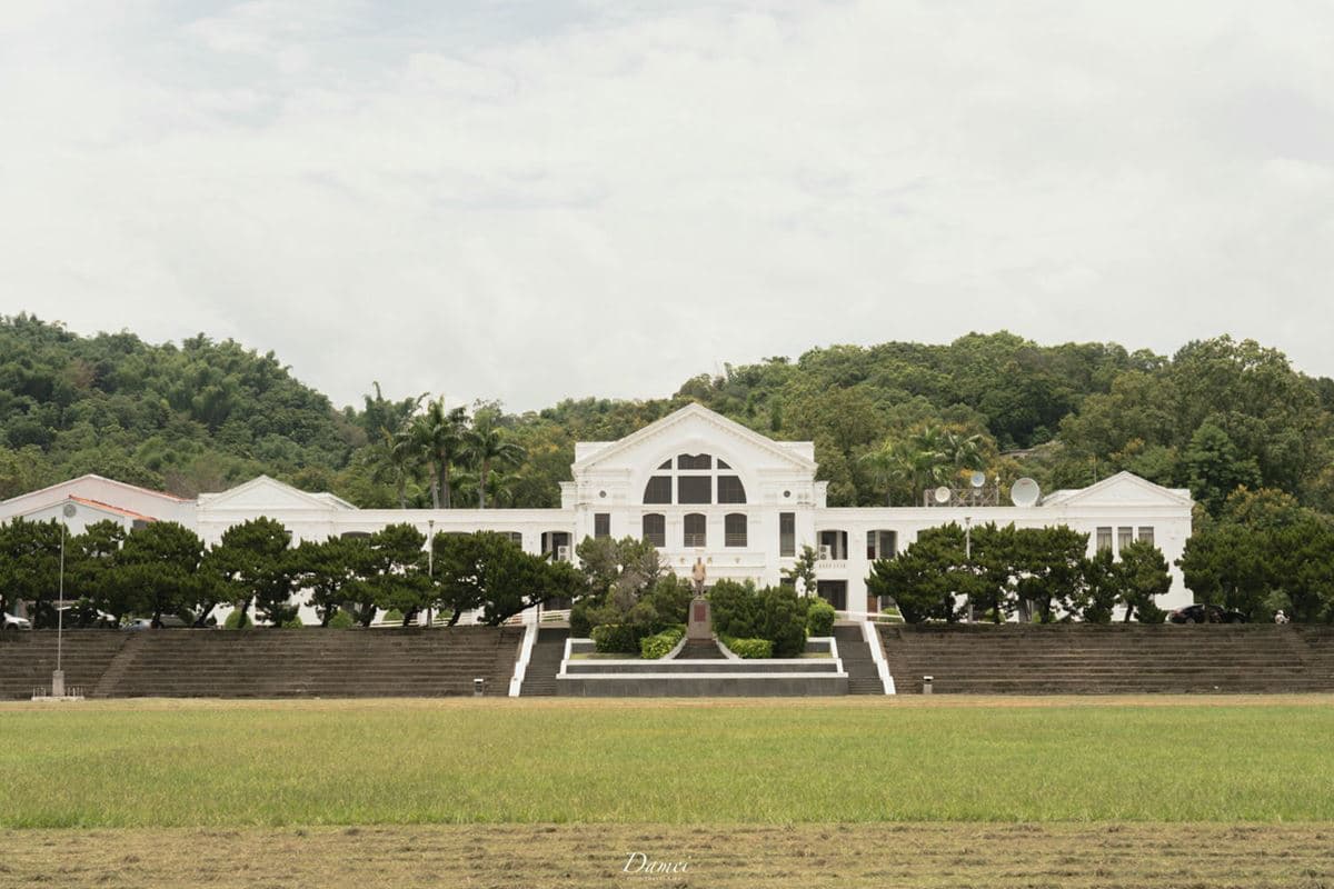 中興新村景點｜中興會堂（小白宮）