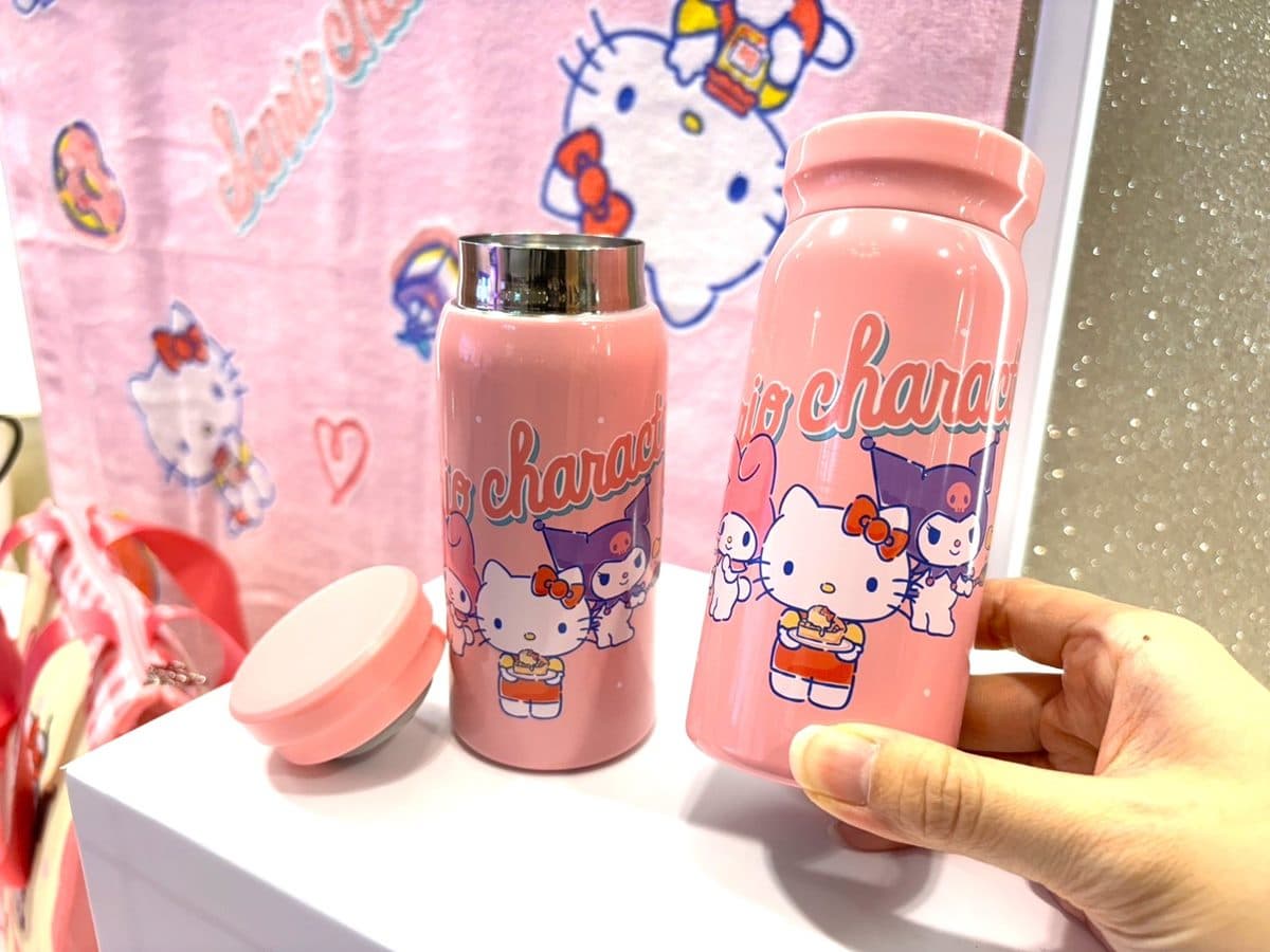 免費打卡Hello Kitty+酷洛米!三麗鷗摺疊傘、毛絨毯9款限定周邊一次收 免費打卡Hello Kitty+酷洛米!三麗鷗摺疊傘、毛絨毯9款限定周邊一次收