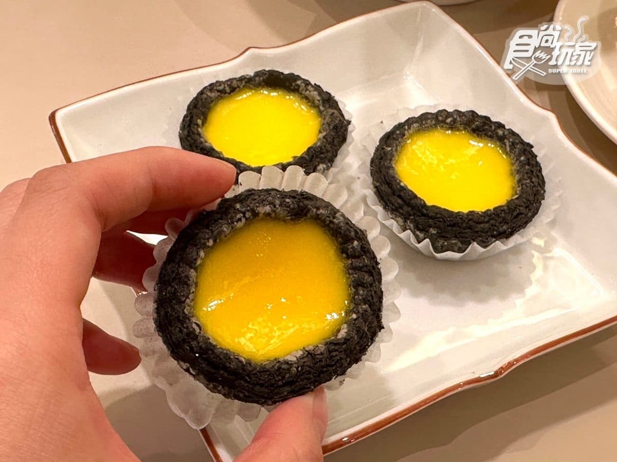 超澎湃6入港點買一送一!新加坡「最美味流沙包」插旗大巨蛋,打卡香港電影牆 超澎湃6入港點買一送一!新加坡「最美味流沙包」插旗大巨蛋,打卡香港電影牆