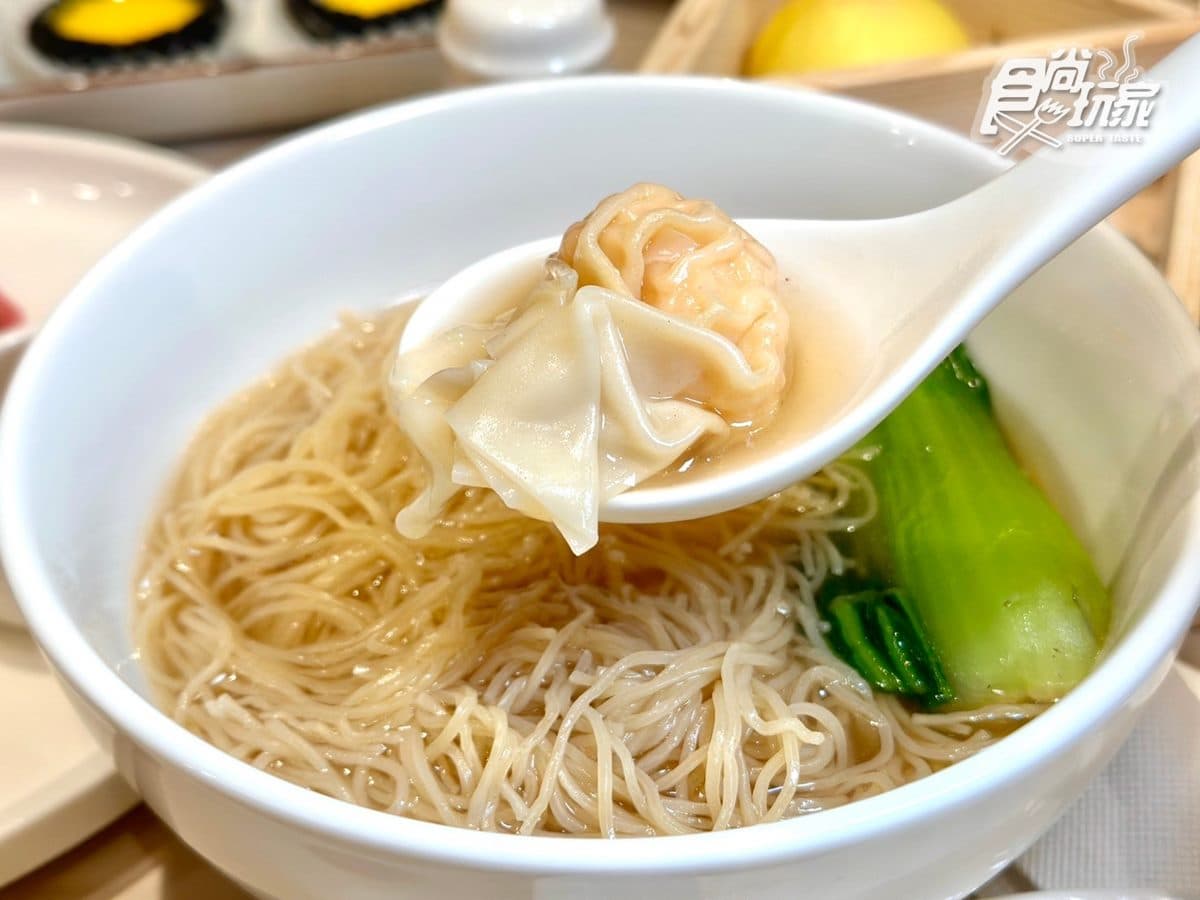 超澎湃6入港點買一送一!新加坡「最美味流沙包」插旗大巨蛋,打卡香港電影牆 超澎湃6入港點買一送一!新加坡「最美味流沙包」插旗大巨蛋,打卡香港電影牆