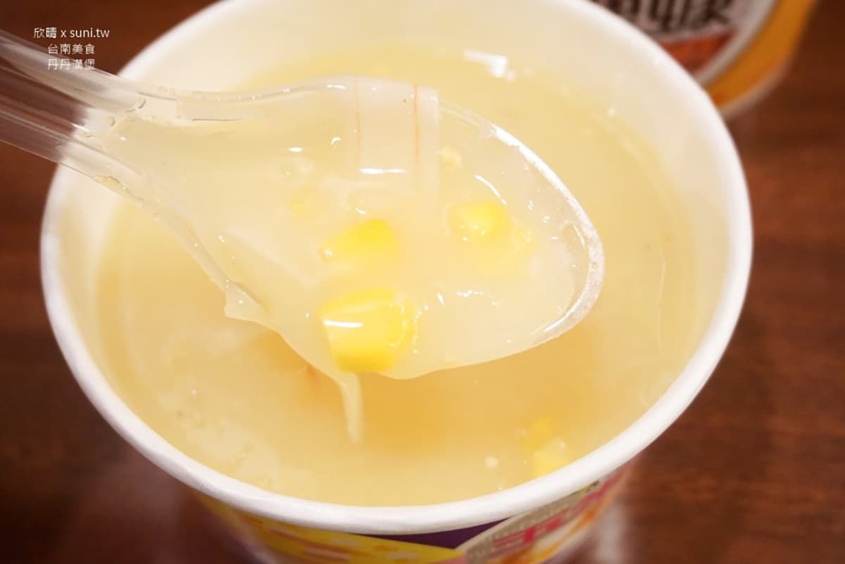免費送超Q公仔！速食南霸天「丹丹漢堡」40週年優惠，麵線羹只要29元快搶