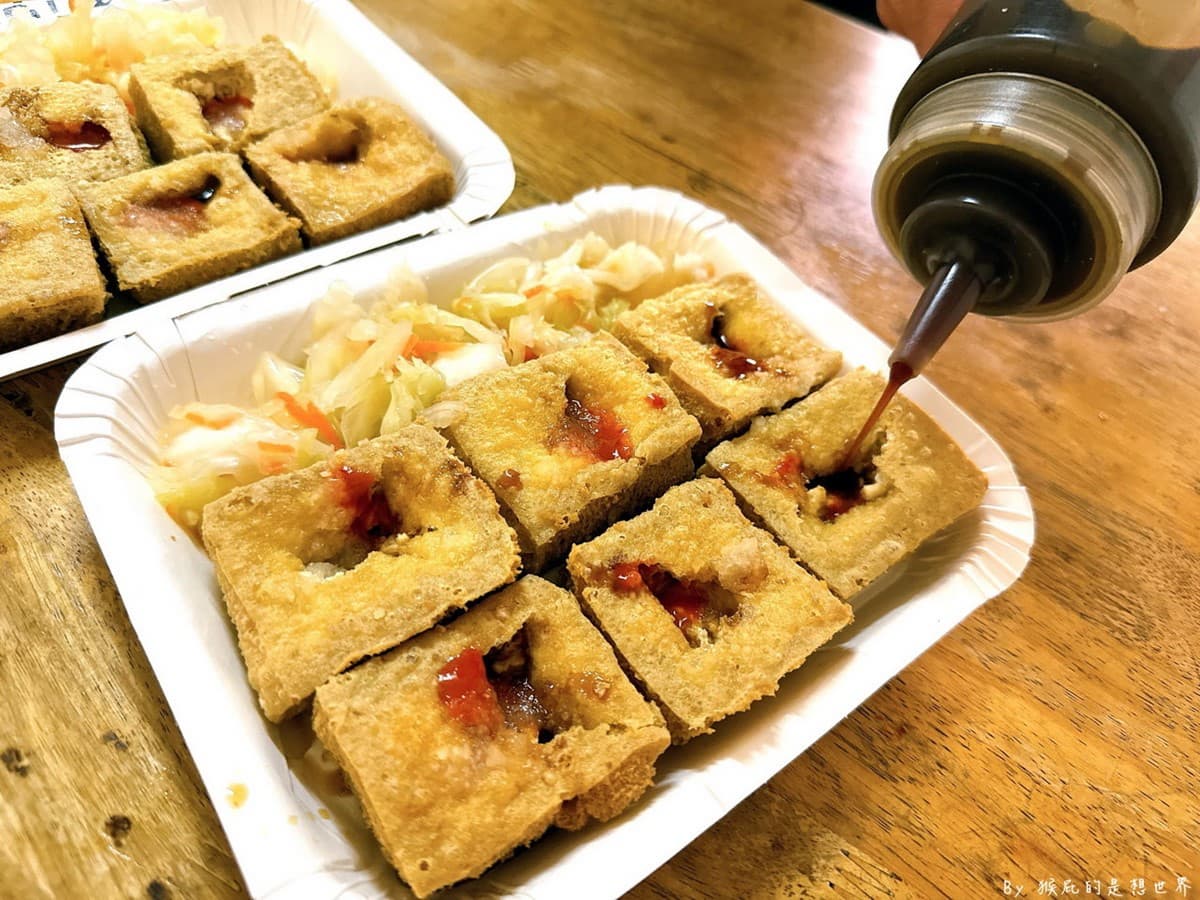 台中激推「第一名臭豆腐」！熱湯、飲料免費喝到飽，外酥內軟再夾泡菜超唰嘴