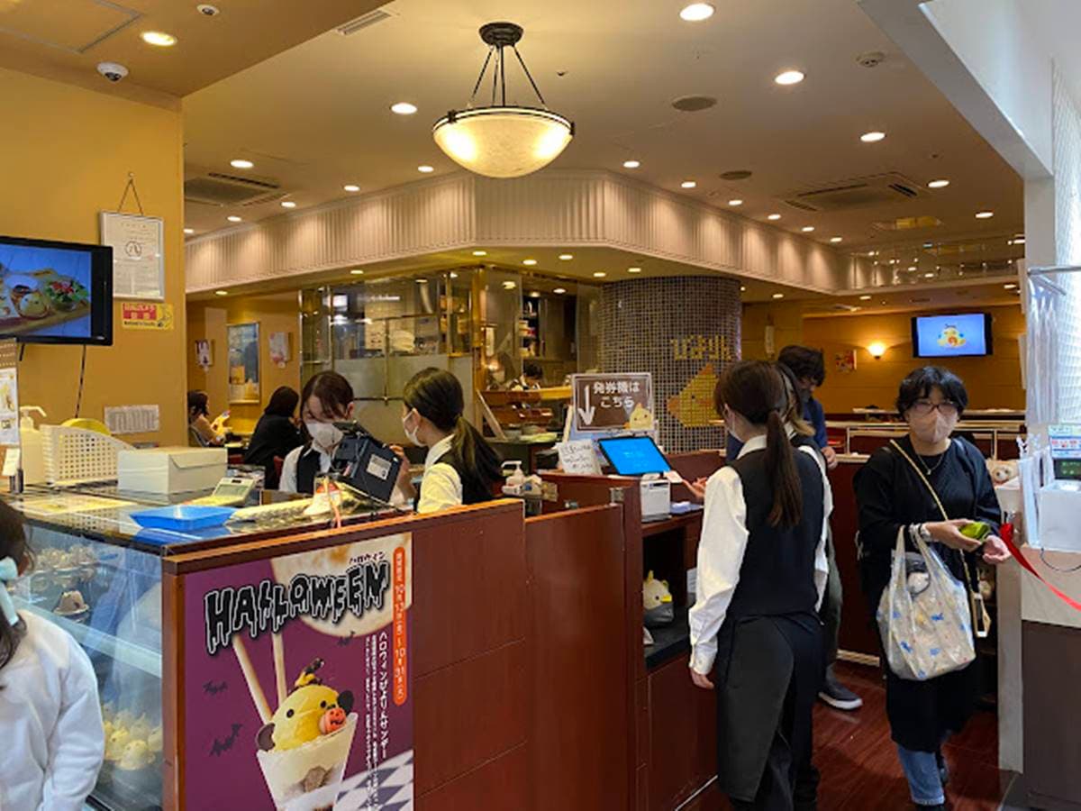 名古屋限定人氣甜點！Q軟可愛「小雞布丁蛋糕」，每天３時間一出爐就秒殺