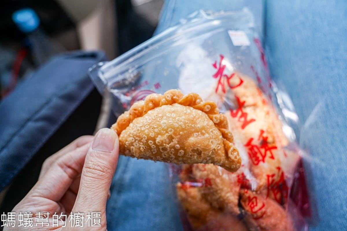 全台只在這裡吃得到！拜媽祖必備「鱷魚餐包」飄香80年，花生糖內餡香酥脆(中獎公布)