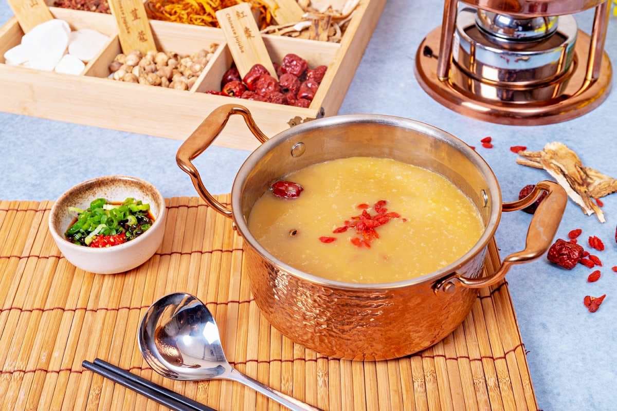 780元爽嗑星級飯店火鍋！加碼蔬食、甜點自助吧吃到飽，「這類人」再享８折