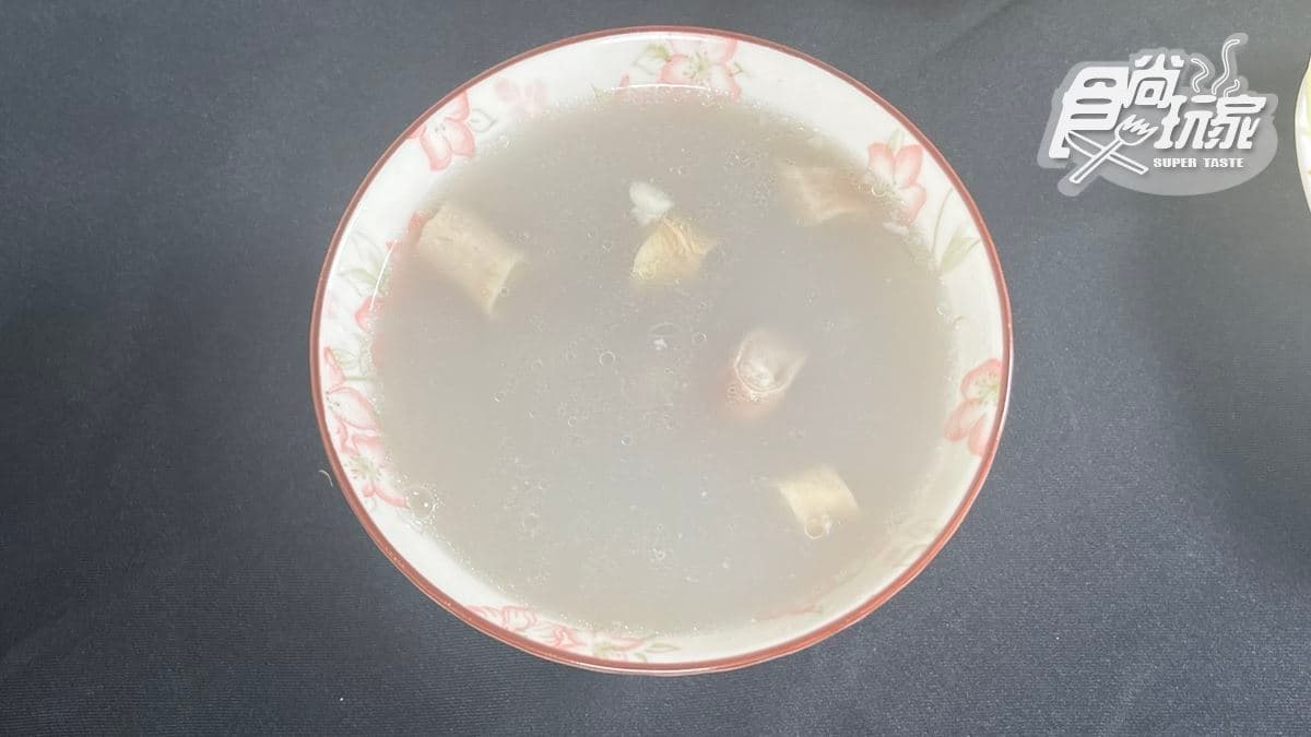 還可以搭四神湯吃更飽足。