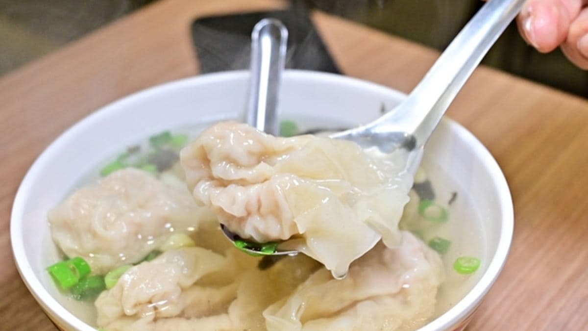 很多基隆人都會吃碗餛飩湯當早餐。（圖片來源：吳大妮的生活筆記本）