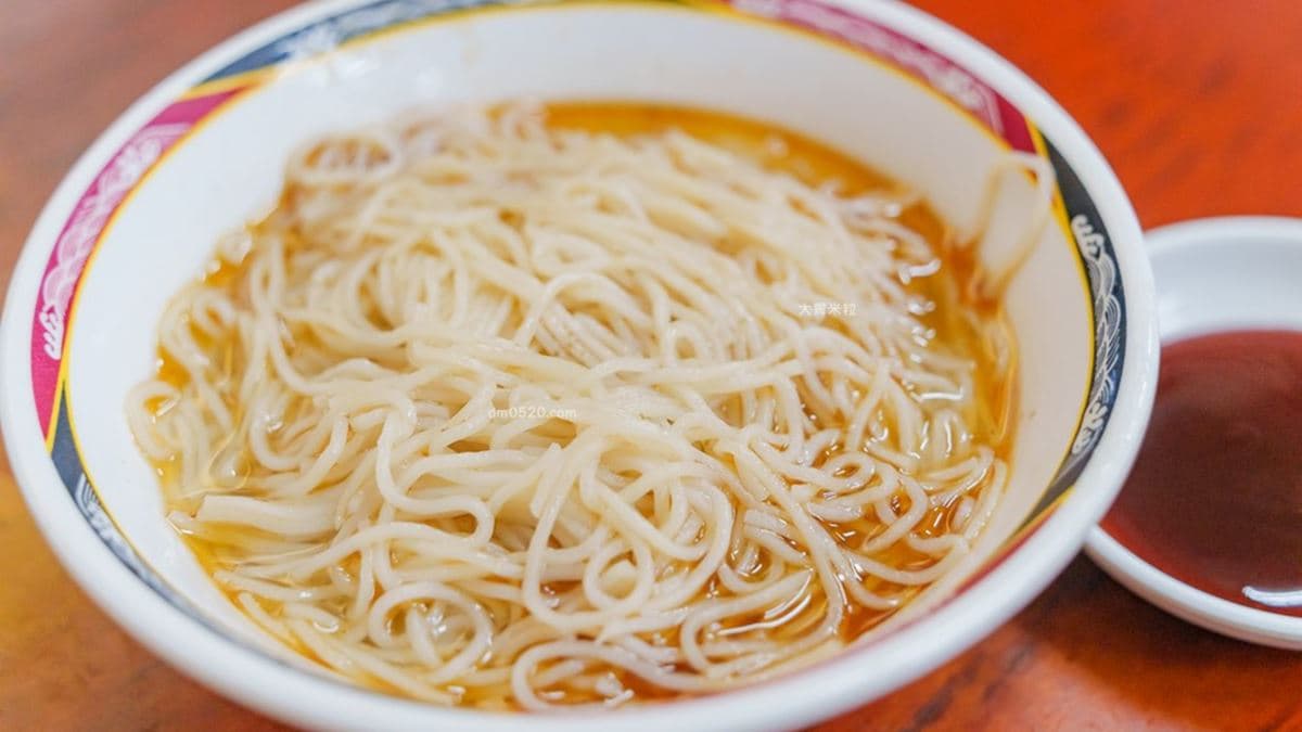 不少客人也會點麻油麵線作搭配。（圖片來源：大胃米粒 DAVID & MILLY）