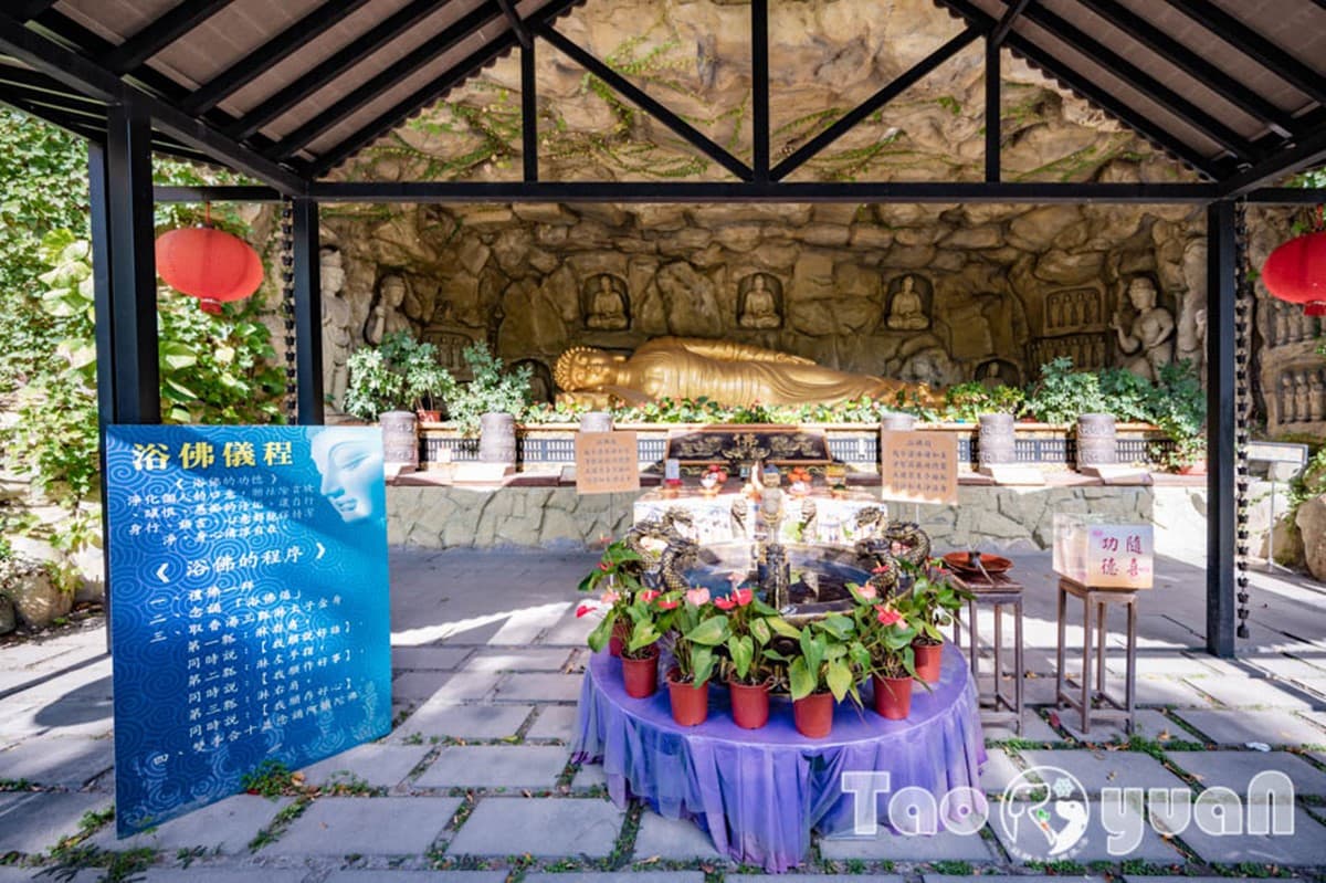東南亞最大「室內武財神」在桃園！求財必看參拜流程，打卡超有梗地景藝術