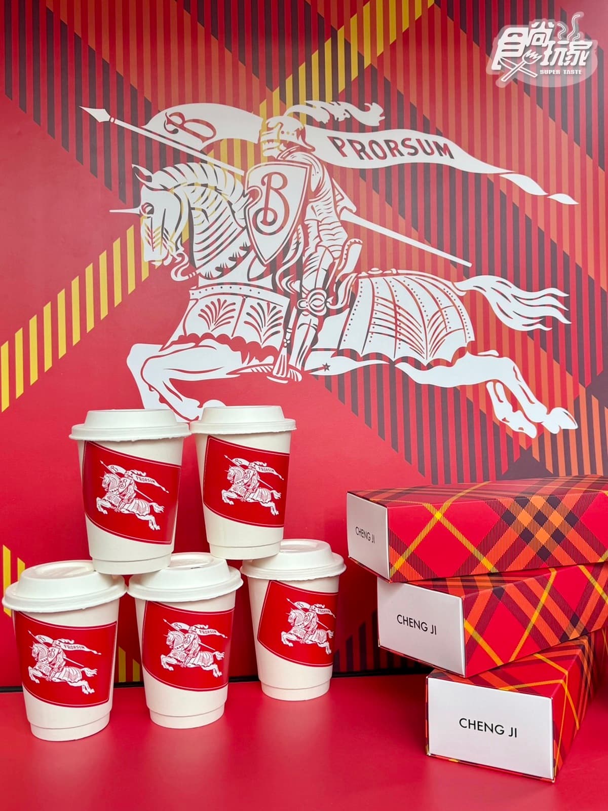 最強「焦糖起司蛋糕」快閃信義！「承繼ｘBurberry」最美聖誕餐車，免費送熱飲