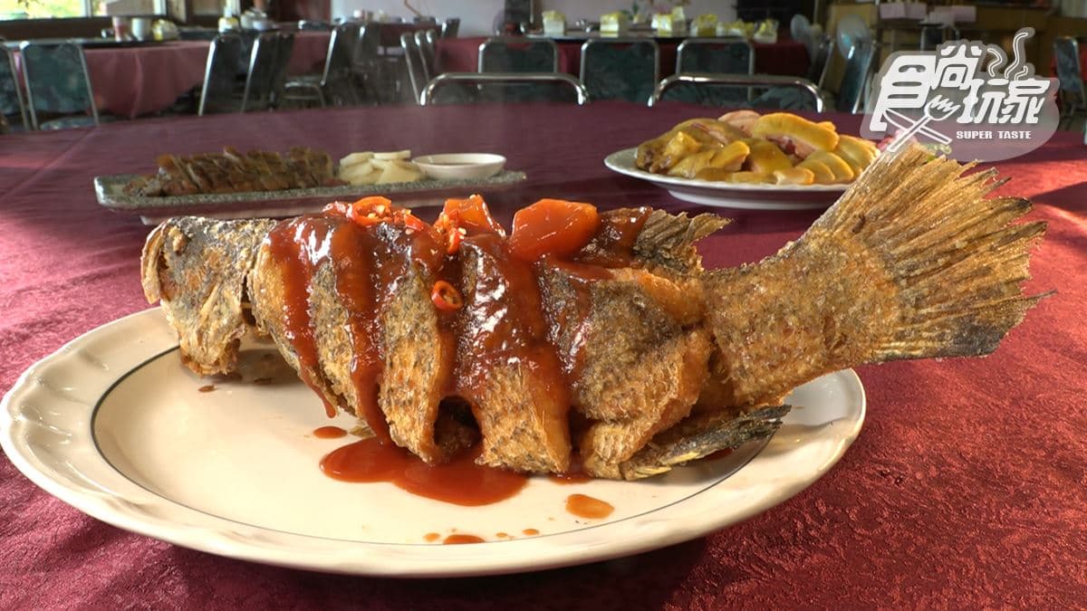 「糖醋魚」很脆，吃起來很唰嘴。