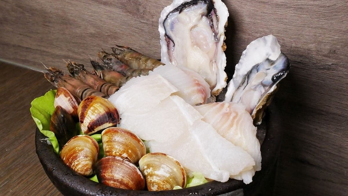 綜合海鮮盤有各種海鮮，很澎派。（圖片來源：Just Do Eat ♥ 彎打）