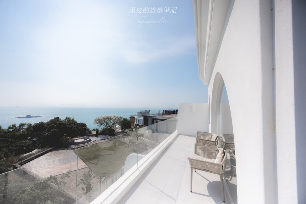 秒飛到希臘愛情海!「純白建築+洞穴海景泡池」美翻,1泊3食超享受 秒飛到希臘愛情海!「純白建築+洞穴海景泡池」美翻,1泊3食超享受