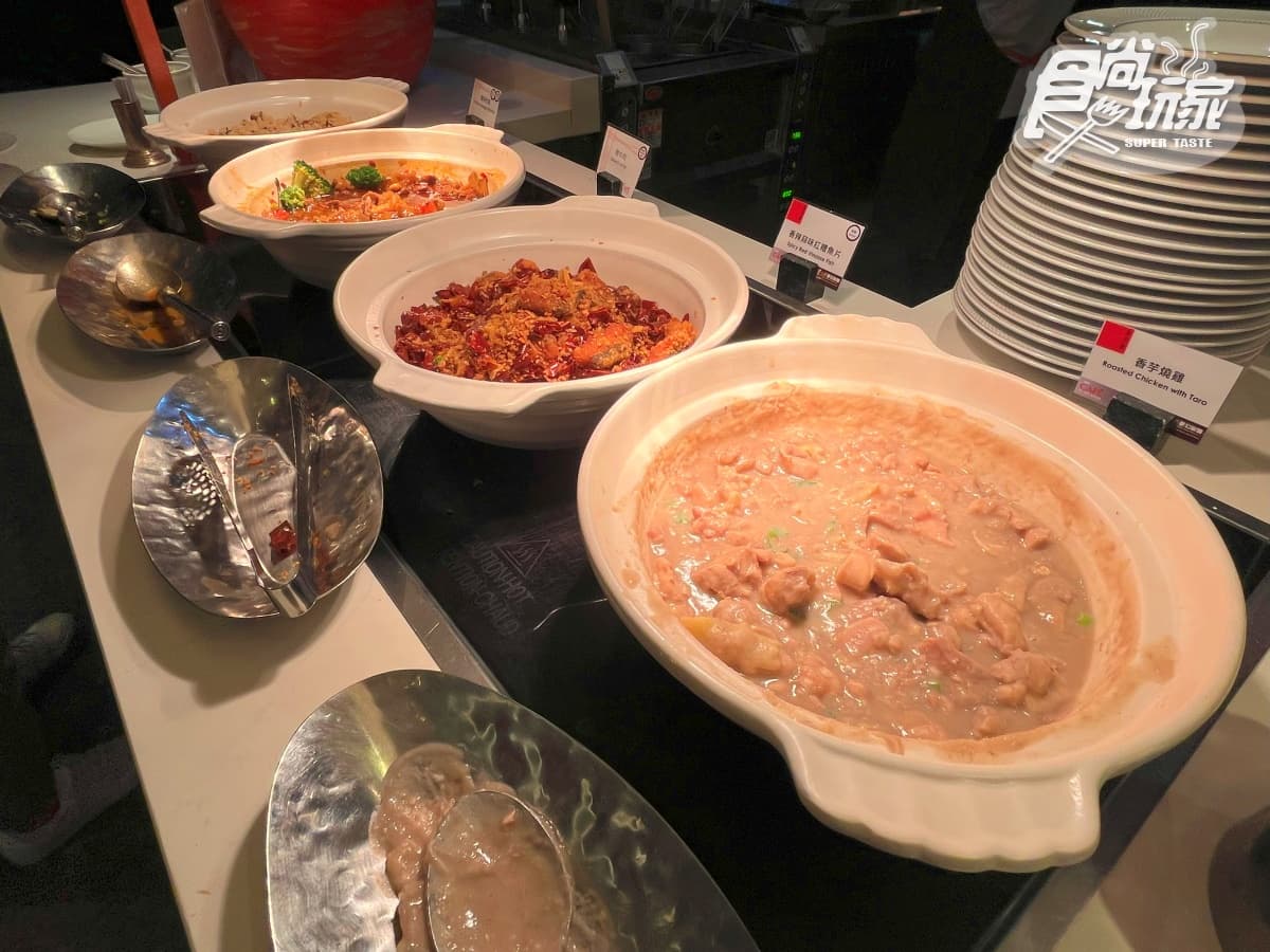 紅酒牛小排、松葉蟹必吃！遠東Cafe吃到飽「８強主廚」加持，假日加碼這一道