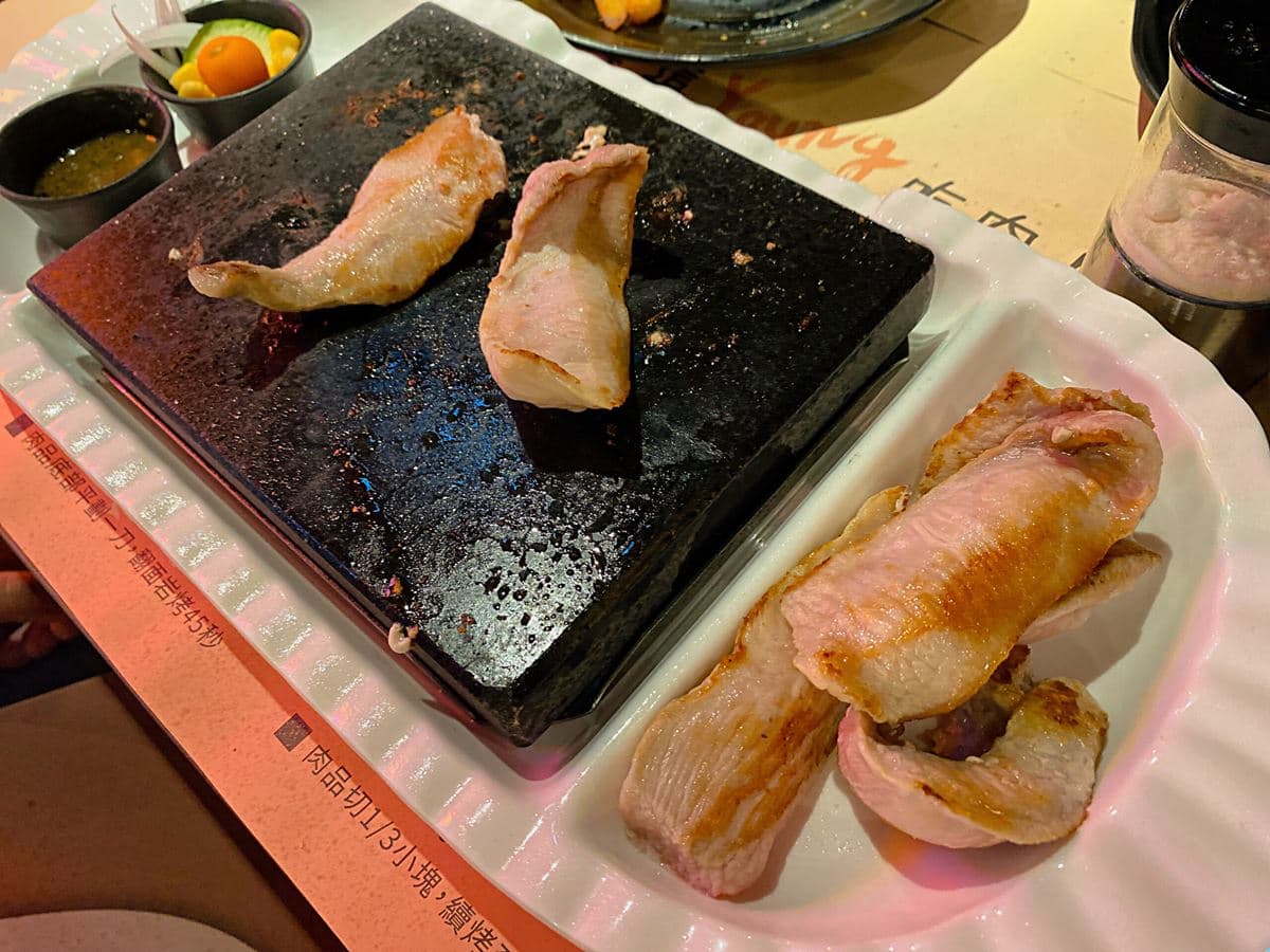 義大利麵、燉飯吃到飽!台北東區「高CP值牛排」炸物無限吃,好評破3000則 義大利麵、燉飯吃到飽!台北東區「高CP值牛排」炸物無限吃,好評破3000則